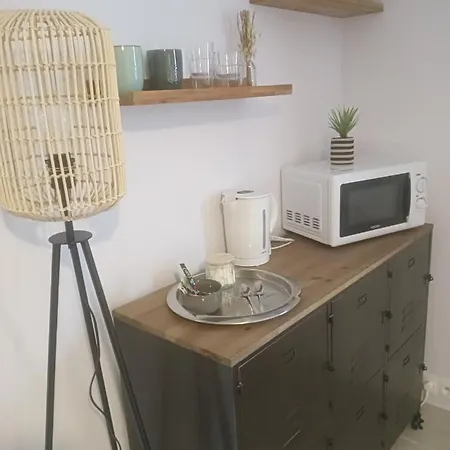 Couette-café La Chouette ,chambre De 20m2 Totalement Independante Avec Terrasse Cannes-et-Clairan